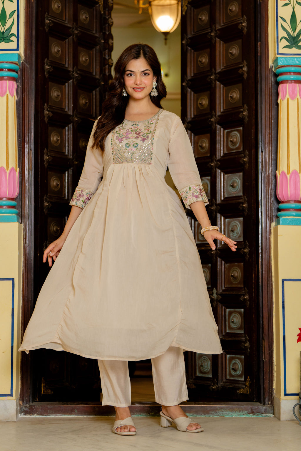 Rodeo Dust Embroidered Mal Chanderi Suit Set