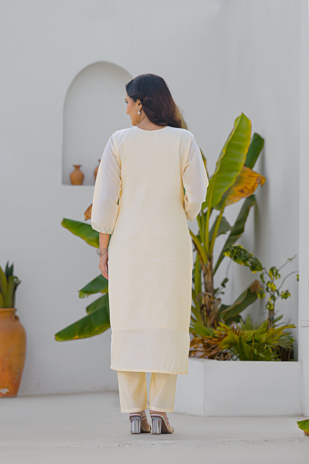 Desert Sand Embroidered Roam Sillk Suit Set