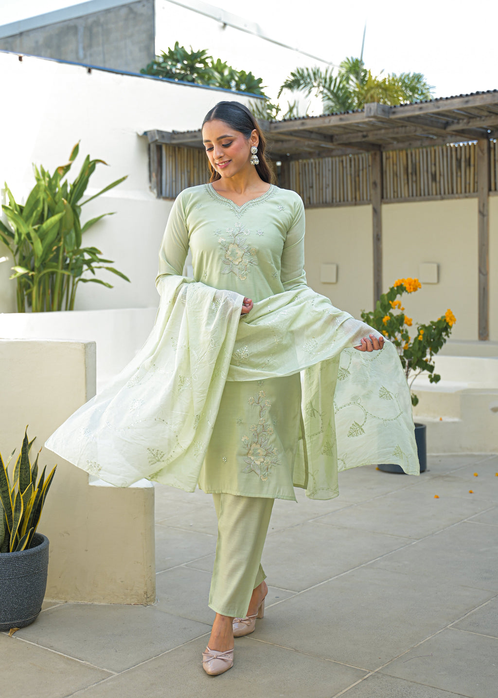 Pale Leaf Embroidered Roman Silk Suit Set