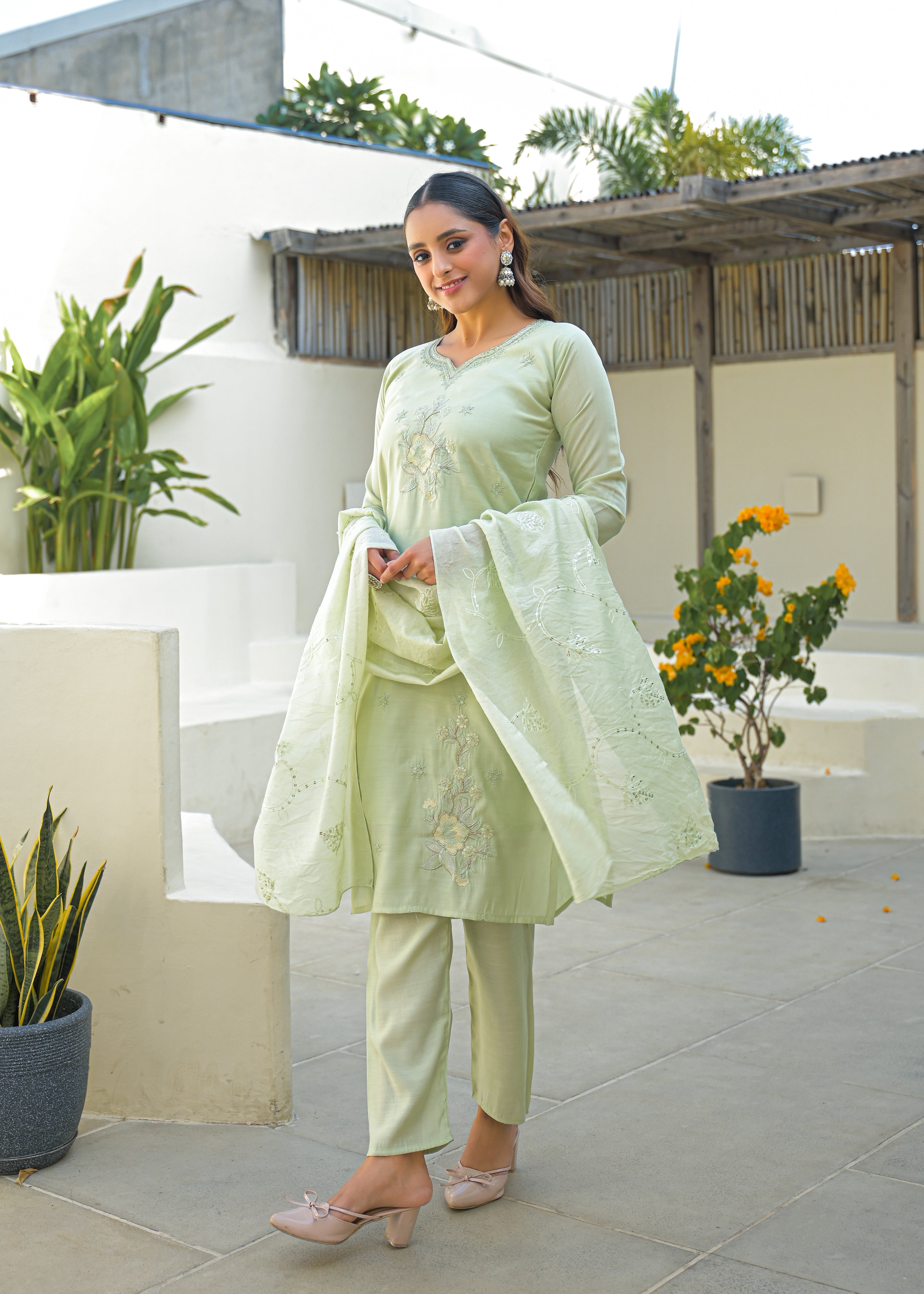 Pale Leaf Embroidered Roman Silk Suit Set
