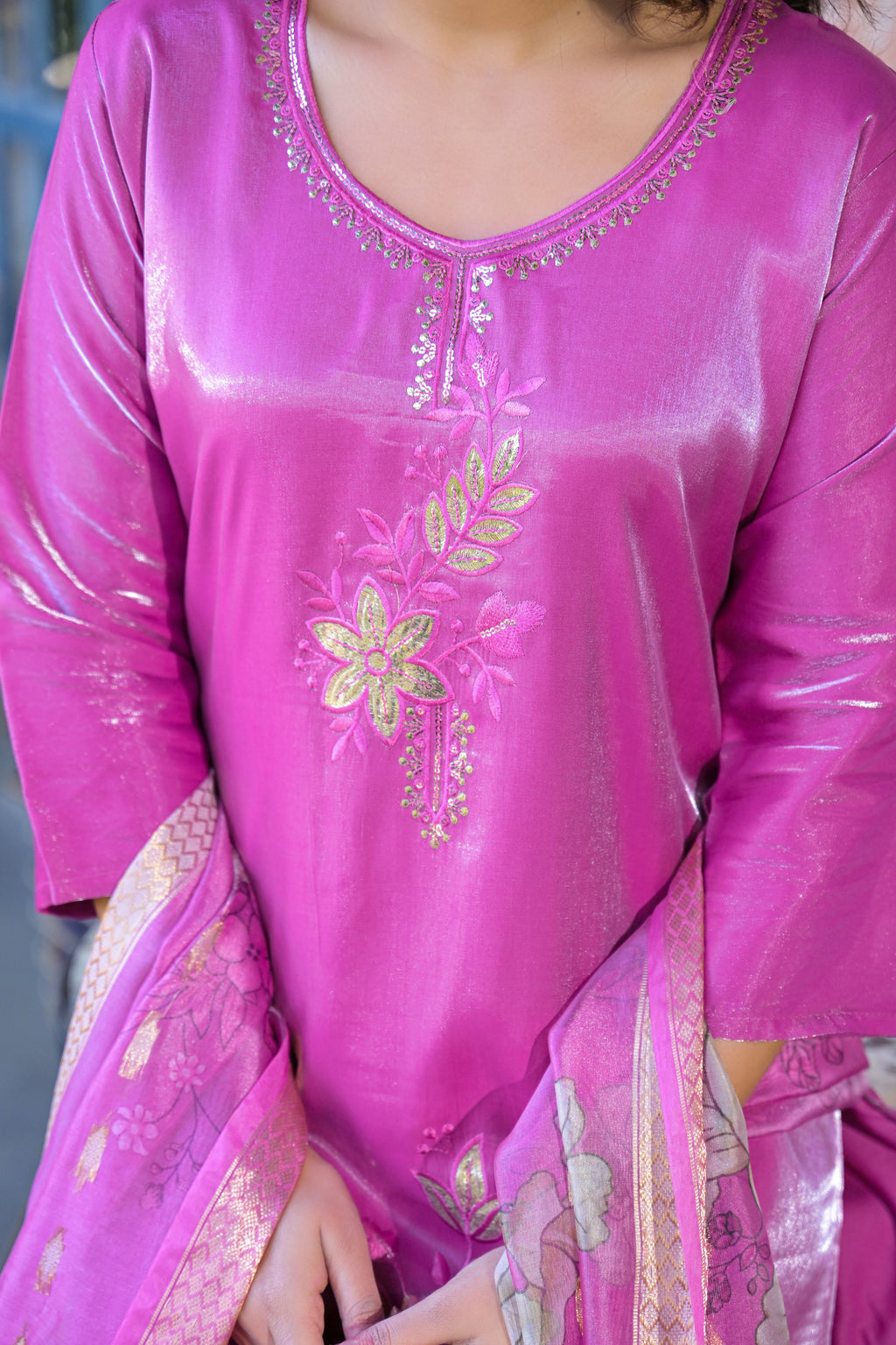 Orchid Embroidered Glass Silk Suit Set