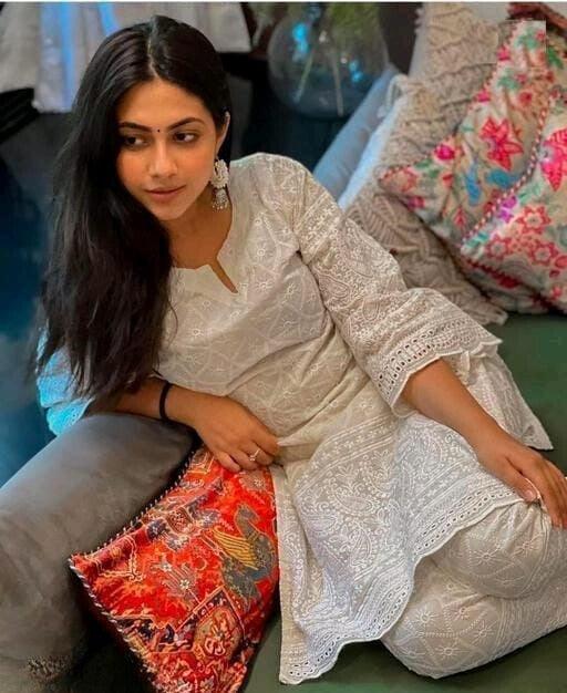Off White Chikankari Kurta and Pant Set